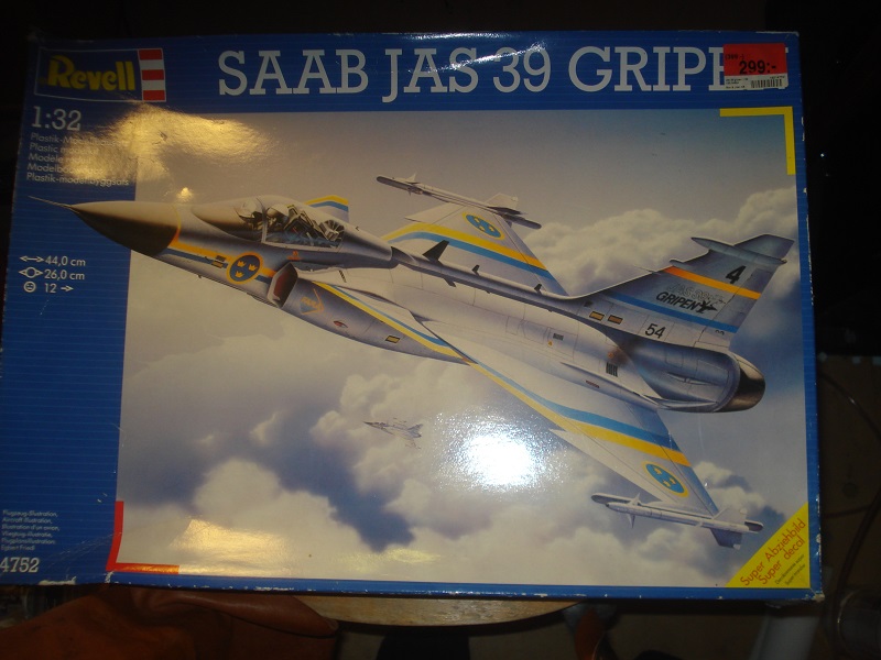 SAAB JAS 39 Gripen prototyp - Revell 1/32 Jas_39_gripen_32nd_boxart