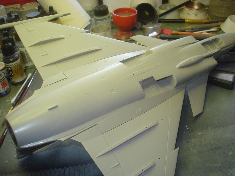 SAAB JAS 39 Gripen prototyp - Revell 1/32 Jas_39_gripen_32nd_build_12