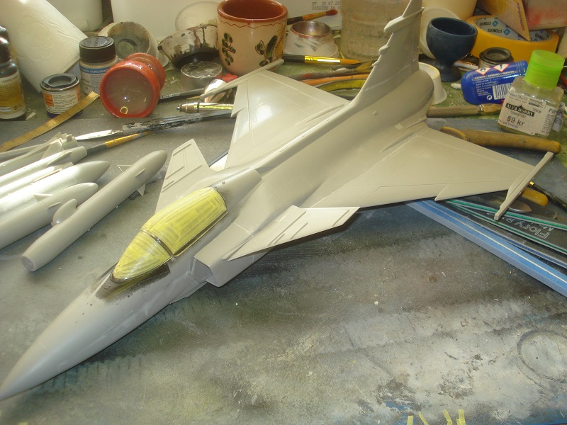 SAAB JAS 39 Gripen prototyp - Revell 1/32 Jas_39_gripen_32nd_build_15