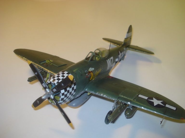 Byggbokslut 2022 P-47d_thunderbolt_48th_finished_2-768x576-1