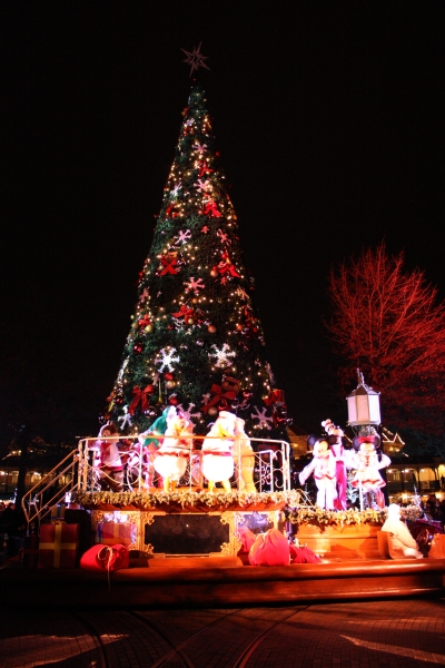 [Disneyland Hotel] Notre séjour des 8 et 9 Décembre 09 011