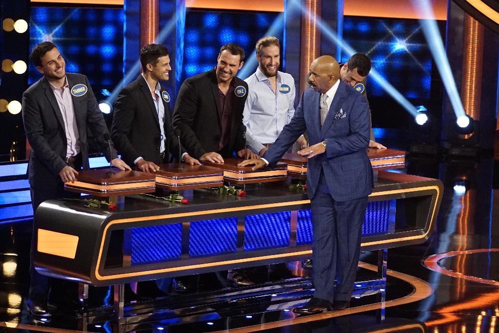 girlsruleboysdrool - Celebrity Family Feud -  S3 Bach's vs 'Ettes - Sunday July 31st - *Spoilers* - Discussion 142892_5789