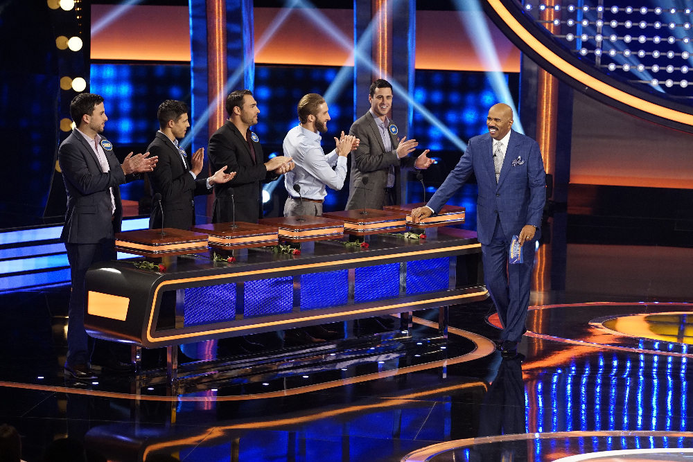 GirlPower - Celebrity Family Feud -  S3 Bach's vs 'Ettes - Sunday July 31st - *Spoilers* - Discussion 142892_6284