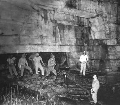 Mystery of the Tayos Cave - Legendary Metal Library Found in Ecuador Tayos4_1_orig