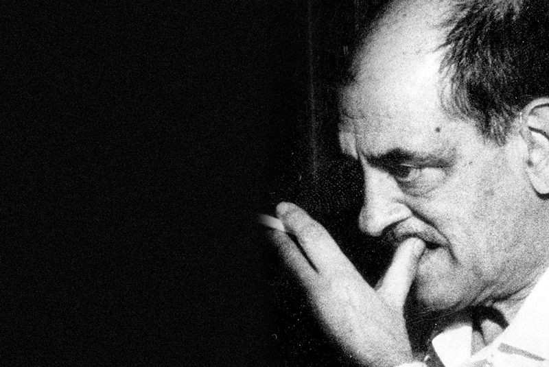 LUIS BUÑUEL (O) Luis_bunuel-movil