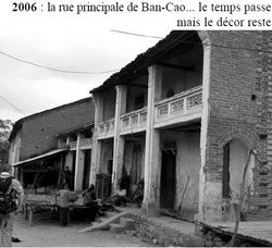 - Récit et photos du poste de Ban-Cao du Cpitaine MATEU 02-rue-principale-ban-cao-2006