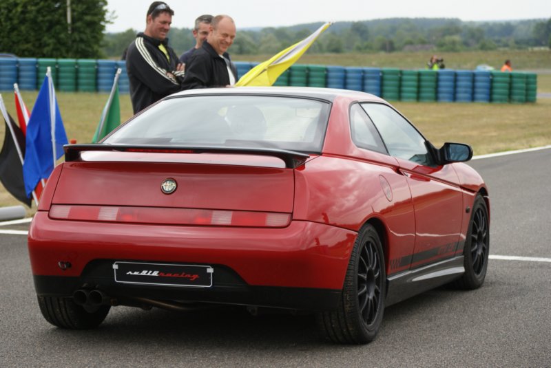 Le GTV 2.0 L de 1983 pour le circuit de Gatouille... Dsc07690