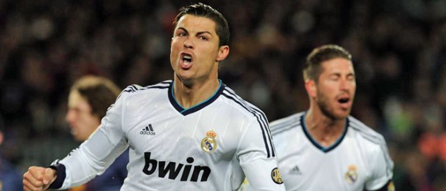 صور : اجمل لقطات مباراة ريال مدريد وبرشلونة - كأس الملك 2013 Hihi2-2289-640x274