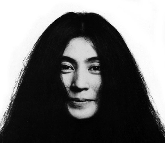 Abecedario famosos/celebridades - Página 3 Yoko-ono