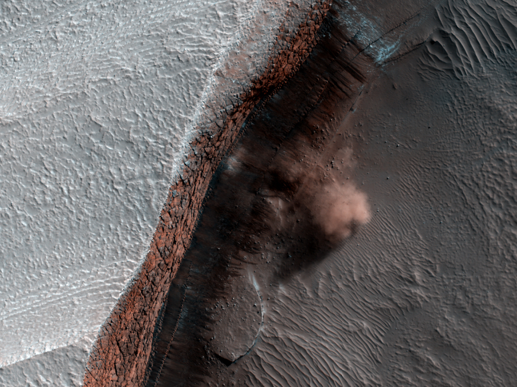 MRO (Mars Reconnaissance Orbiter) - Page 2 ESP_016423_2640