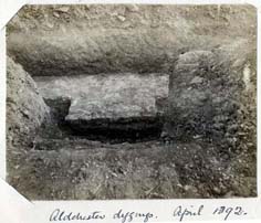 Oxfordshire's Historic Archives  Tiny%20Web%20Alchester%20dig%202