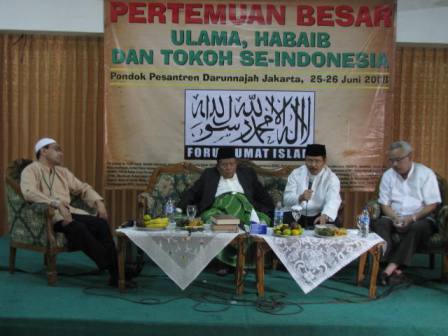 GALERY FOTO: Pertemuan Besar Ulama, Habaib dan Tokoh Masyarakat se-Indonesia Img_6900