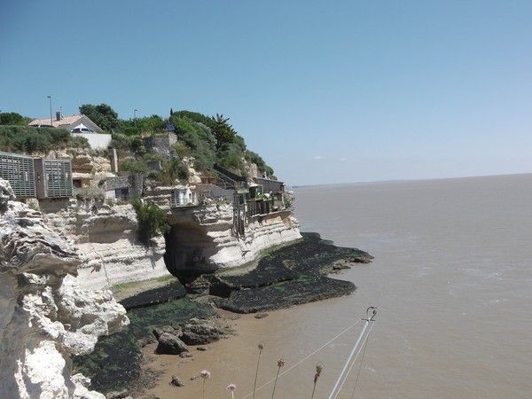 Grottes Troglodytiques de Meschers sur Gironde(textes,photos) 33f895b4