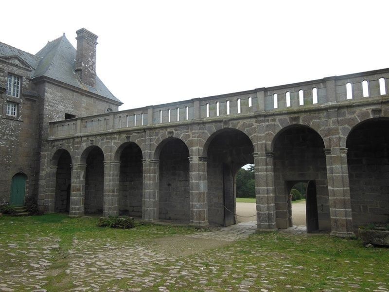 CHÂTEAU DE KERGROADEZ FINISTERE DSCN1288