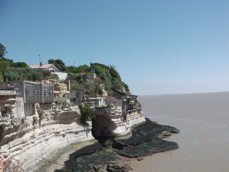 Grottes Troglodytiques de Meschers sur Gironde(textes,photos) IMGA0271