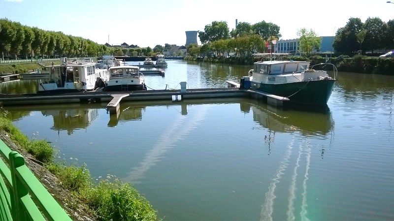 Château de Couches en Bourgogne+Zoo de Touroparc à Romanèche-Thorins en Bourgogne+autres WP_20150825_015