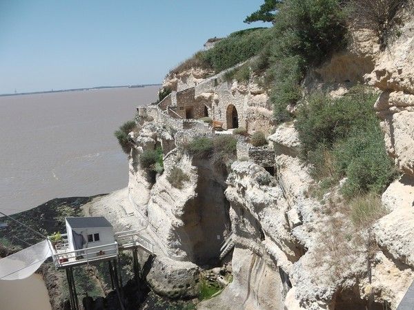 Grottes Troglodytiques de Meschers sur Gironde(textes,photos) E24833b7