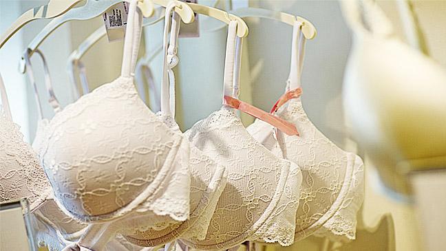 Gossard - How to Buy The Perfect Bra How-to-buy-the-perfect-bra-136393385426303901-140924112946