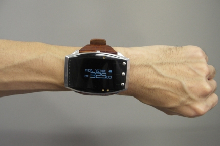 Des montres avec encre électronique et Bluetooth Siibt02