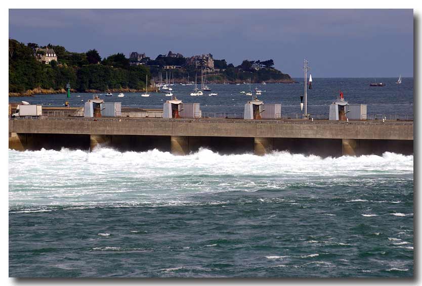 Barrage et usine marémotrice de la Rance Fond11