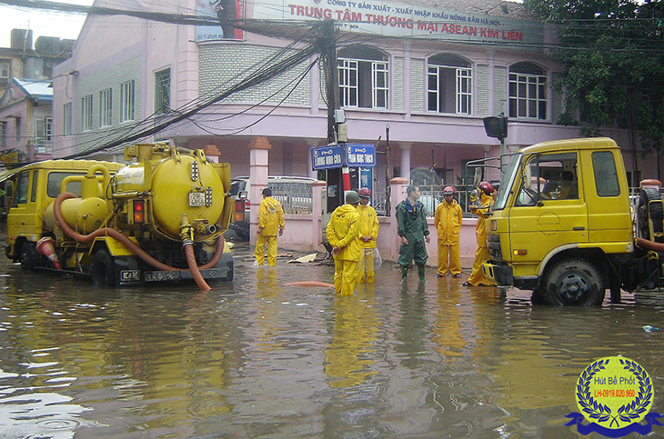 Dịch vụ thông cống hút bể phốt giá rẻ nhất mọi thời đại Hut-be-phot-re