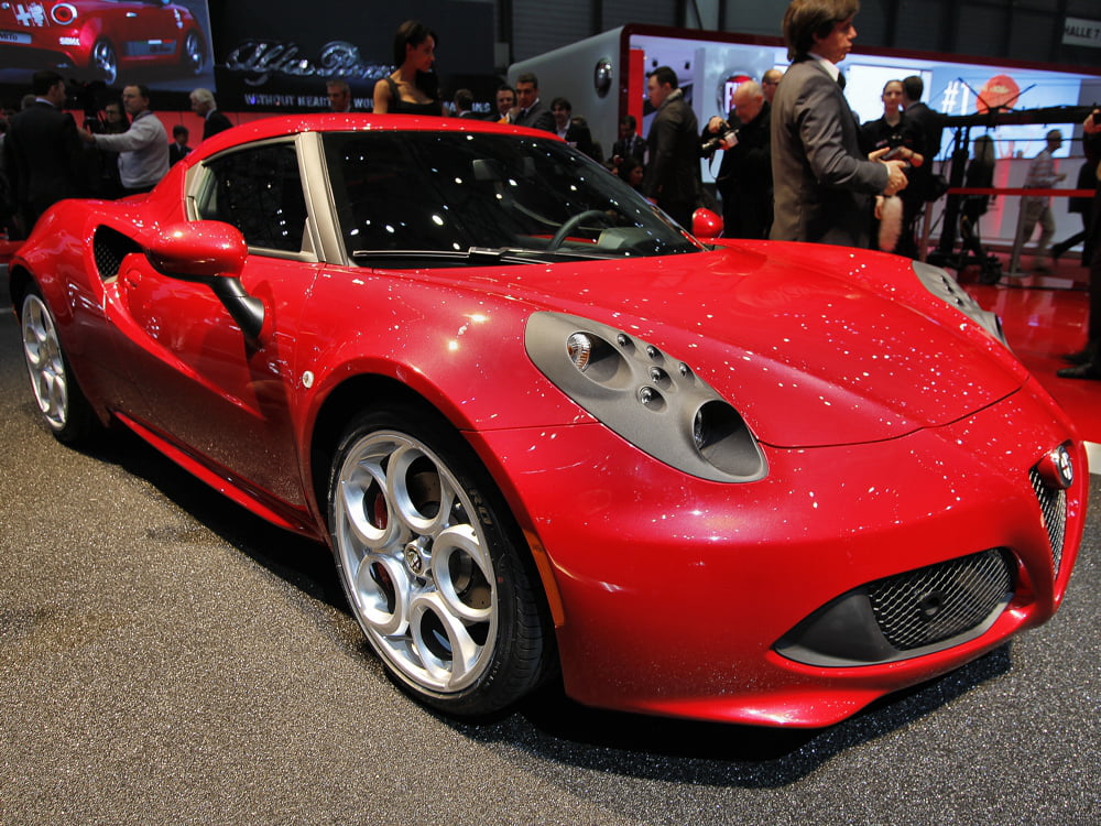 Alfa Romeo 4C, a Ginevra per farci sognare - Pagina 14 1571849-salon-de-geneve-2013-les-nouveautes-etrangeres