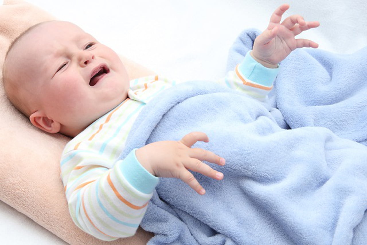 نصائح فعالة لعلاج إسهال طفلكِ الرضيع  833012