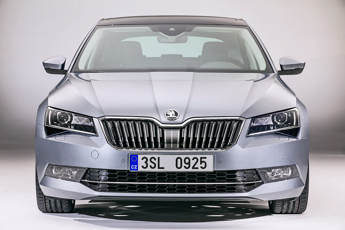 2015 - [Skoda] Superb III - Page 18 Skoda-Superb-Autosalon-Genf-2015-Sitzprobe-1200x800-d46b2e8e4d763e75