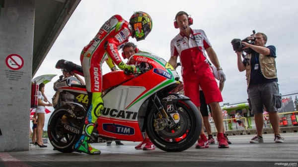 Hoy empiezan los test de MotoGP 2013 en Valencia MotoGP-Ducati-Rossi