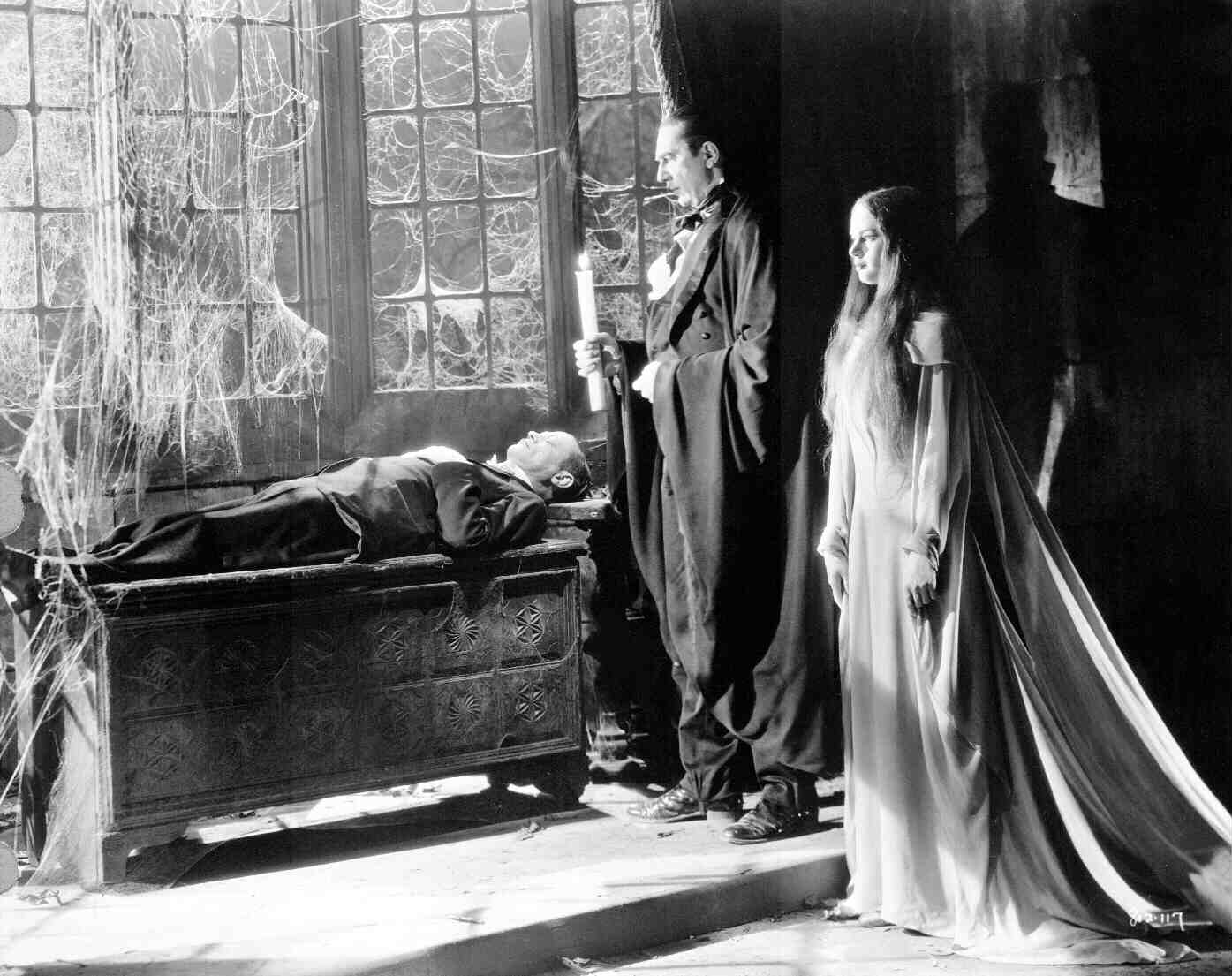 La Marca del Vampiro (Mark of the Vampire, 1935) MARKOFTHEVAMPIRE_00316223_1395x1105_102820081443