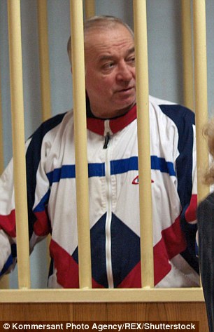 The Serious Side - part 4 - Page 18 49F1C4E700000578-5495561-Sergei_Skripal_pictured_and_his_daughter_Yulia_have_been_in_a_cr-a-29_1520986523405