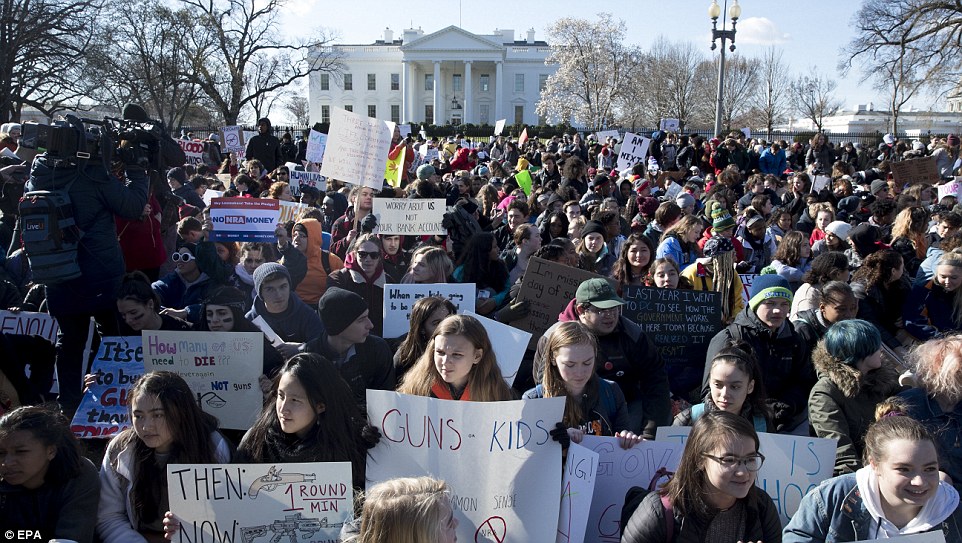 The Serious Side - part 4 - Page 18 4A2FCAE400000578-5499137-The_ENOUGH_National_School_Walkout_which_began_at_10am_local_tim-a-48_1521039483189