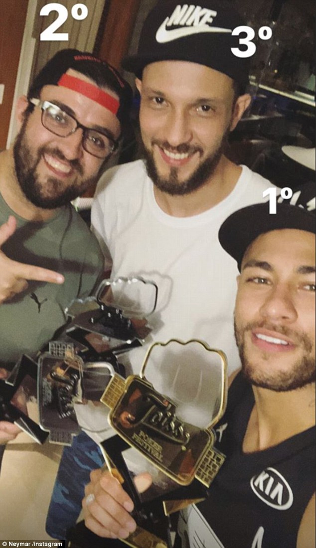 Neymar enjoys a game of poker with friends  4A815C7700000578-5539321-image-a-12_1521890273115