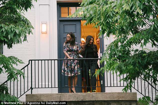 The Serious Side - part 6 - Page 8 4CC4716600000578-5814735-Kim_Kardashian_leaving_the_home_of_Ivanka_Trump_and_Jared_Kushne-a-31_1528338855991