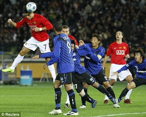 || Carlsberg Premier League | Match No.2 |FC BArcelona vs Manchester United | December 16, 2012 | 7 PM IST || - Page 3 Article-1097202-02D7B105000005DC-658_468x377