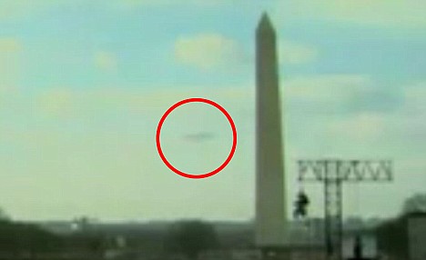 Did a UFO fly past President Barack Obama's inauguration? Article-1127191-032AA040000005DC-883_468x286