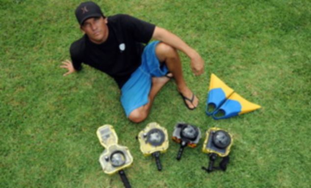 Pictured: The daredevil surfer taking amazing photos from INSIDE huge breaking waves Article-1156222-03ACD6EE000005DC-352_634x383