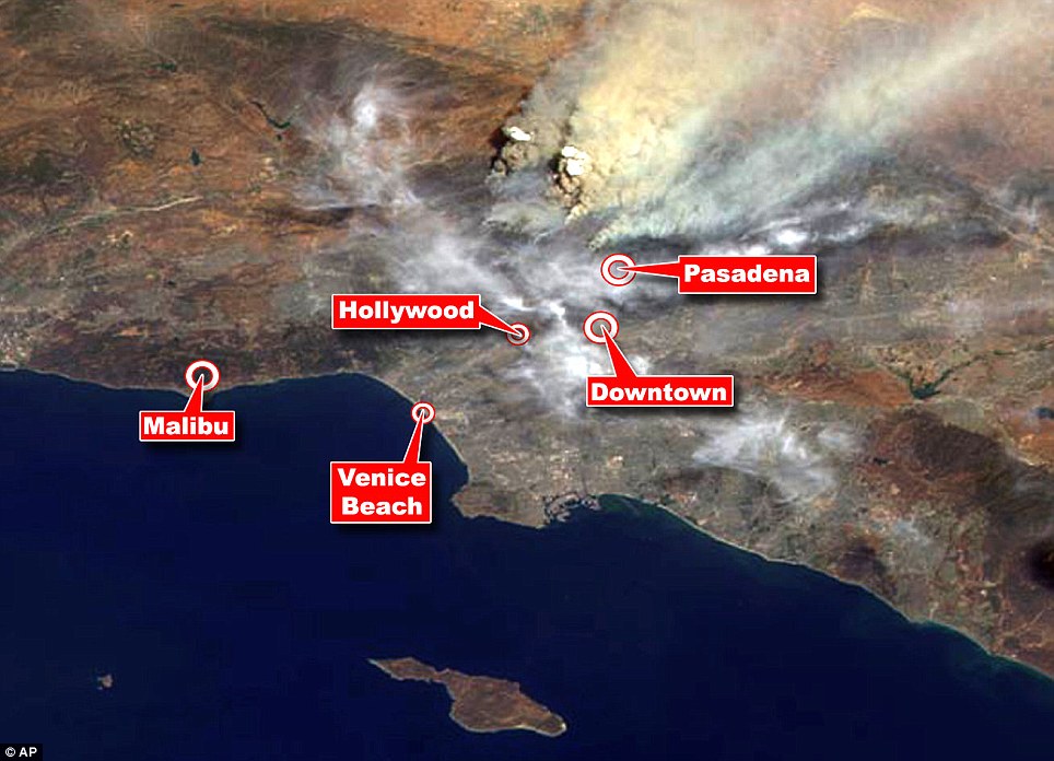 Fotos de los incendios de California... Article-1210417-063FA394000005DC-155_964x696