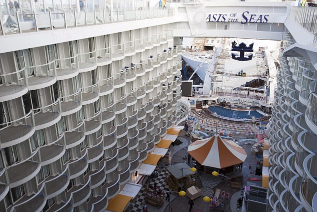 Inside the world's biggest and most expensive ever cruise ship Article-0-06FF065A000005DC-711_634x423