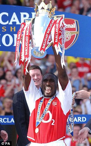 Arsenal legend Sol Campbell retires from football Article-0-07D5D18E000005DC-745_306x490
