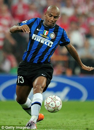 Gazzetta : Maicon deshiron Real , por do te mbetet ne Inter (03.07.2011) Article-1283359-09B60AC5000005DC-484_306x423