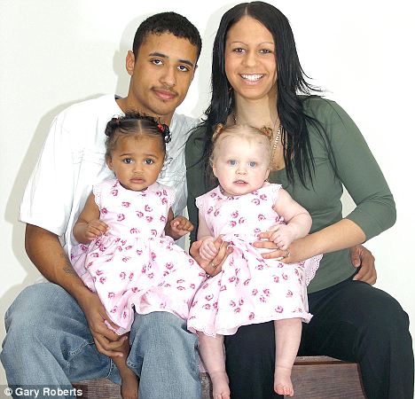Black British couple give birth to white blue-eyed blonde girl Article-1296159-0400B5130000044D-553_468x450