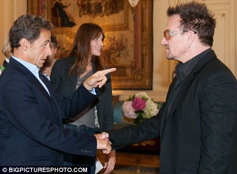 Bono's ONE foundation under fire for giving little over 1% of funds to charity Article-0-0B44B3F8000005DC-800_468x344