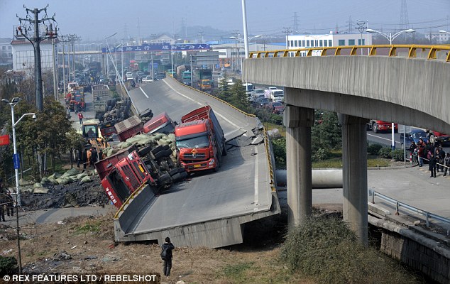 Colapsa autopista en China Article-0-0D4C01F9000005DC-860_634x400