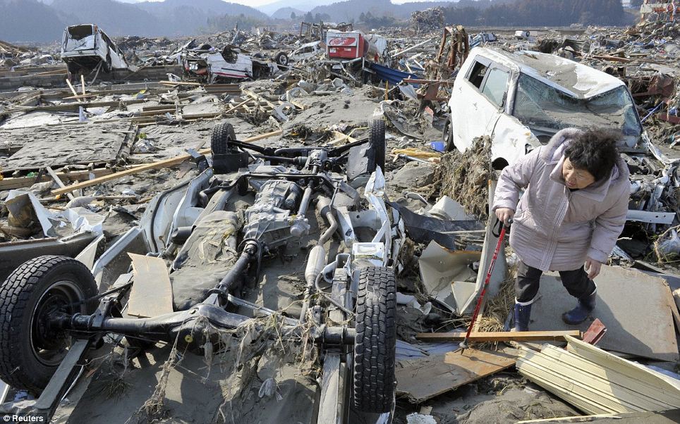 The shocking reality of Japan in pictures Article-1365569-0B2870CA00000578-317_964x602