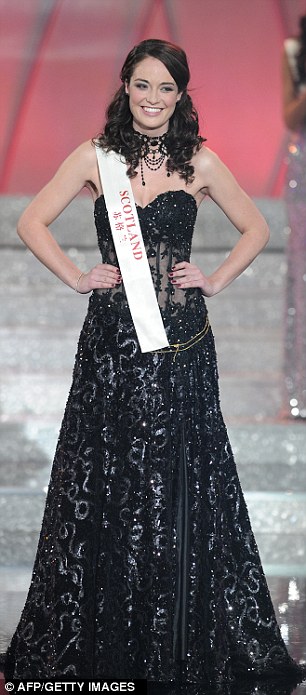 2011 | MISS WORLD | IVIAN SARCOS Article-2058313-0EB1A34A00000578-785_306x695