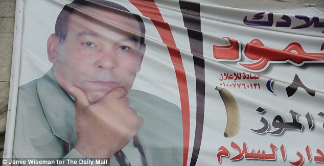 بالصور // أنتخابات مصر النسخة الجديدة (( فقط من أمواج الاندلس )) Article-2067093-0EF671D900000578-299_634x325