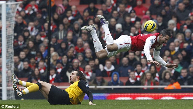 Arsenal 7 - 1 Blackburn Rovers: Revenge - Page 2 Article-2096409-119619D9000005DC-252_634x357