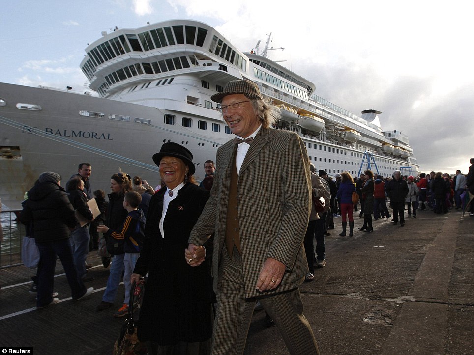  Il y a 100 ans, le naufrage du paquebot Titanic - Page 5 Article-2127503-128757CC000005DC-455_964x723