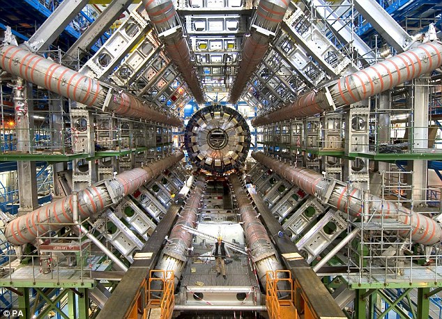 Cientistas podem ter descoberto o Bóson de Higgs Article-0-05BC11000000044D-335_634x458
